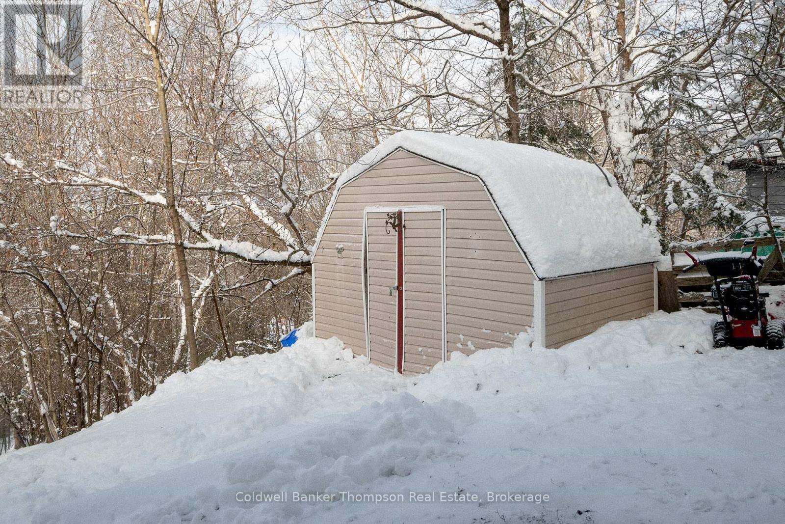 16 Walpole Street, Huntsville, Ontario P1H 1V3 - Photo 26 - X12443601