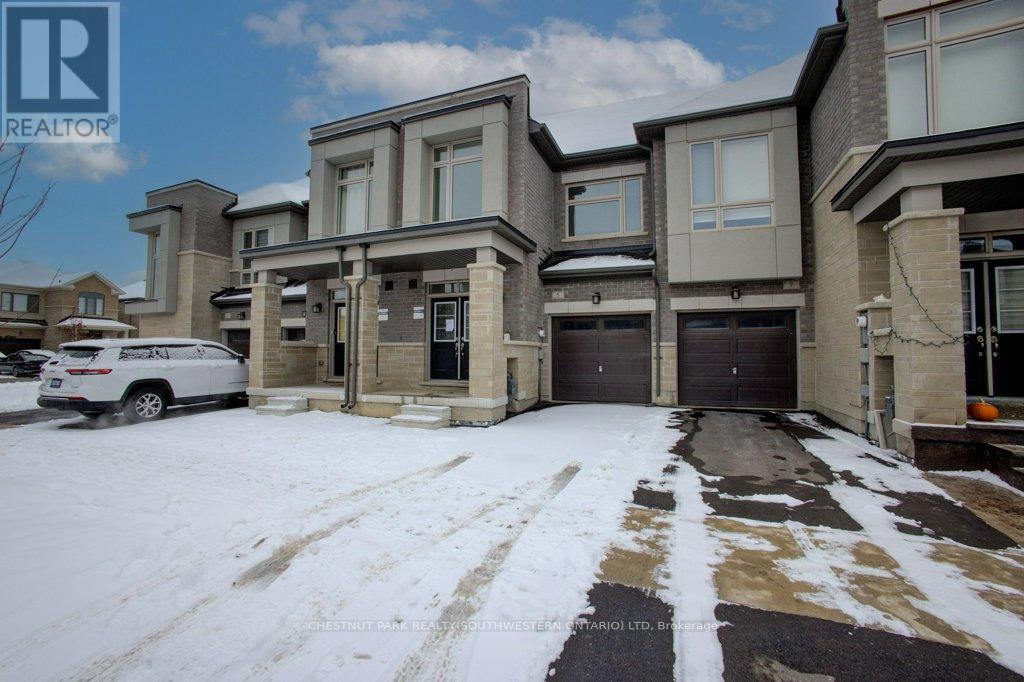 5 Donald Ficht Crescent, Brampton, Ontario  L7A 5H8 - Photo 2 - W12600646