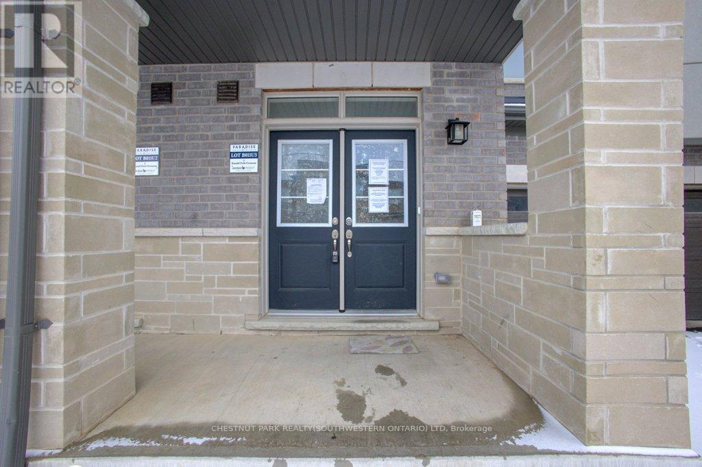 5 Donald Ficht Crescent, Brampton, Ontario  L7A 5H8 - Photo 3 - W12600646