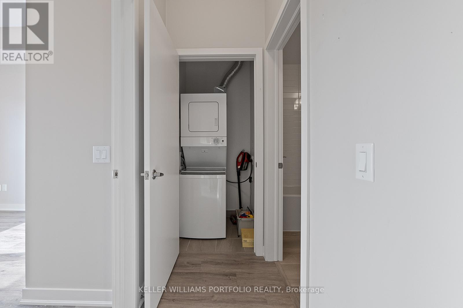 611 - 340 Plains Road E, Burlington, Ontario  L7T 0C2 - Photo 27 - W12600662