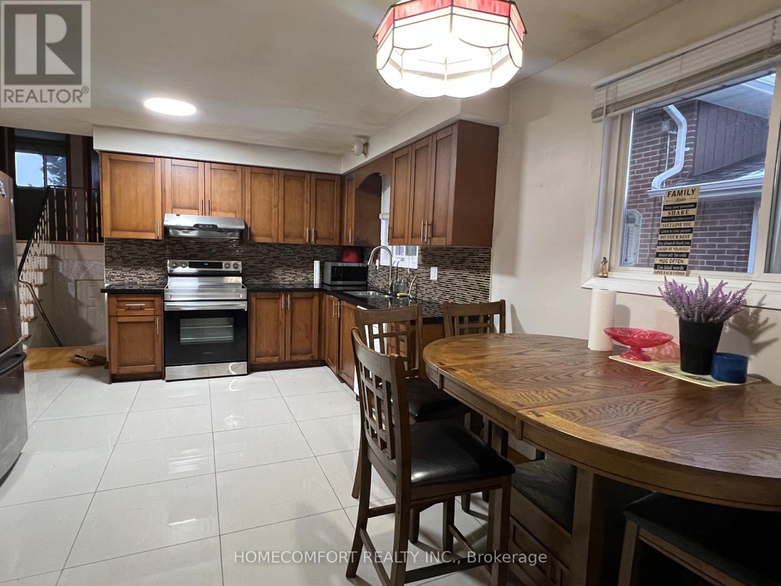 117 Shawnee Circle, Toronto (Pleasant View), Ontario  M2H 2Y3 - Photo 10 - C12478956