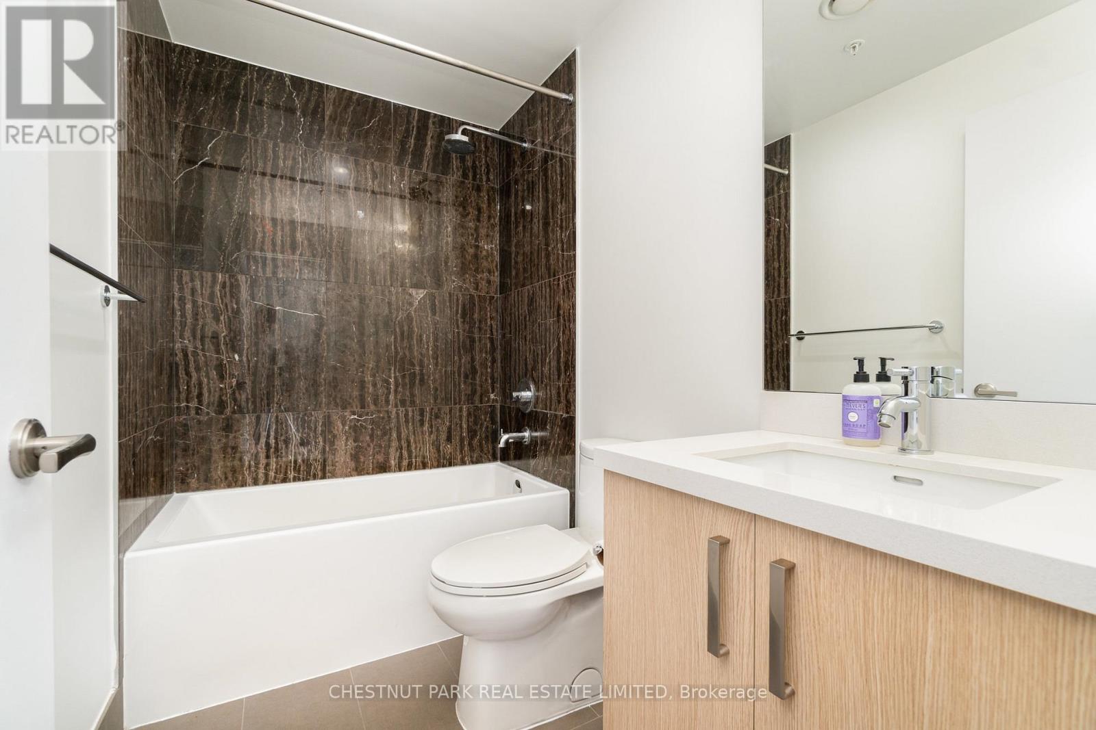 N1003 - 455 Front Street E, Toronto, Ontario M5A 0G2 - Photo 17 - C12505022
