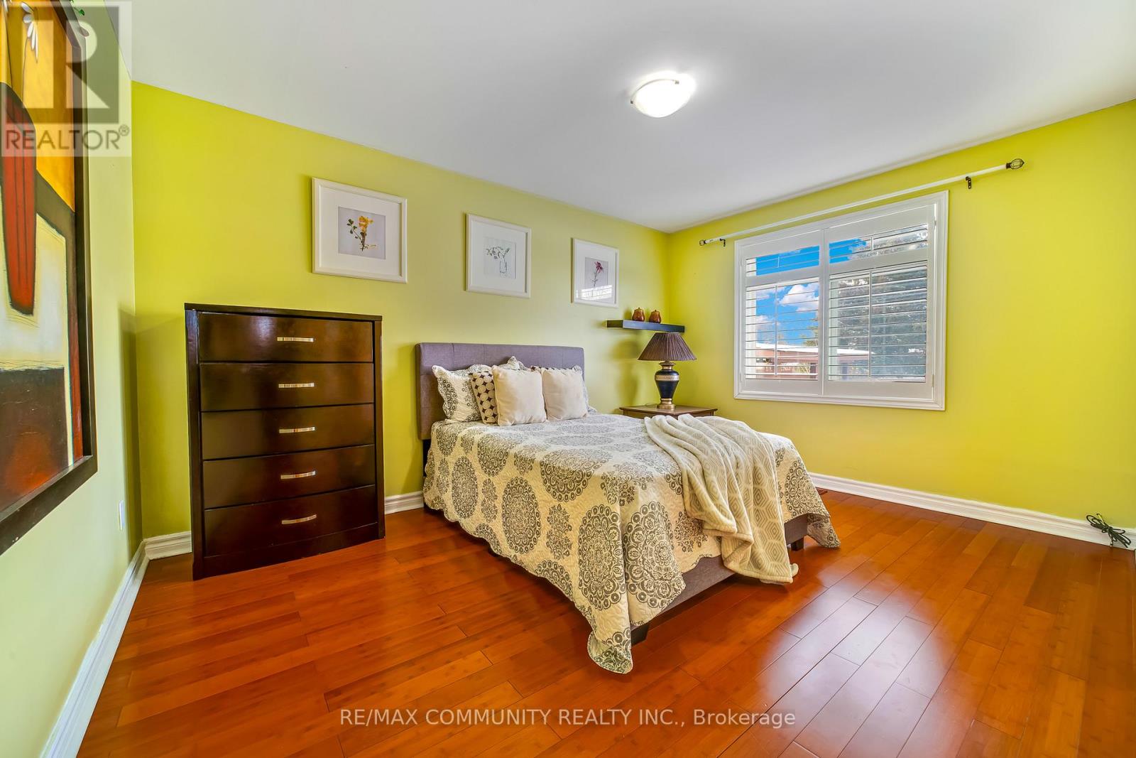 24 Hurley Crescent, Toronto, Ontario  M1P 4H4 - Photo 18 - E12599716