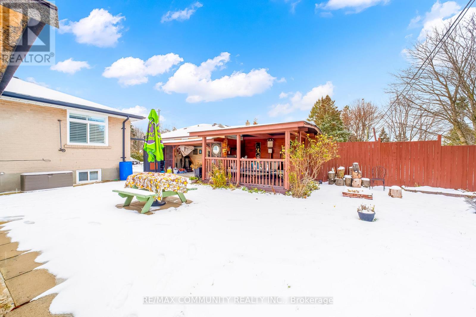 24 Hurley Crescent, Toronto, Ontario  M1P 4H4 - Photo 42 - E12599716
