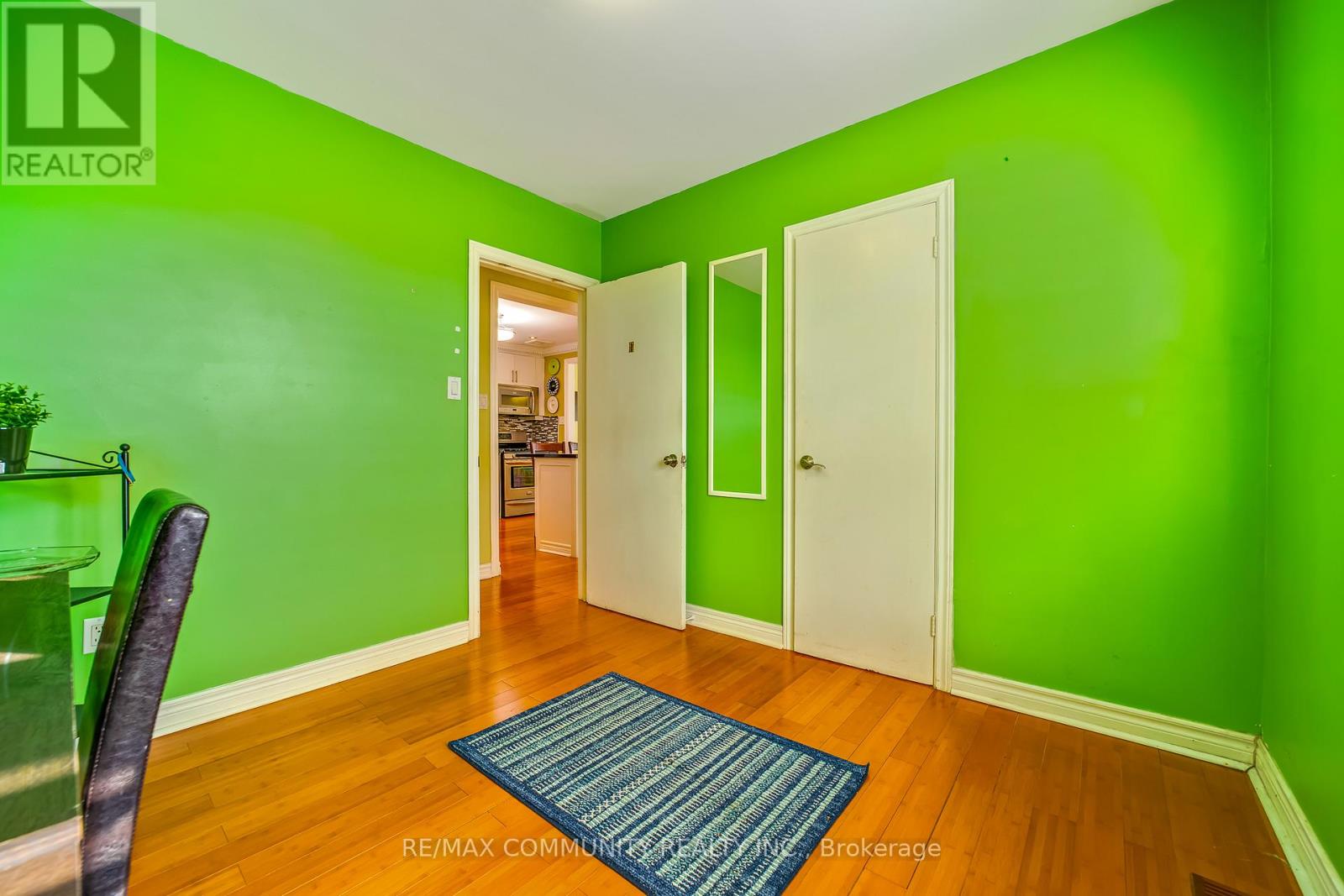 24 Hurley Crescent, Toronto, Ontario  M1P 4H4 - Photo 23 - E12599716