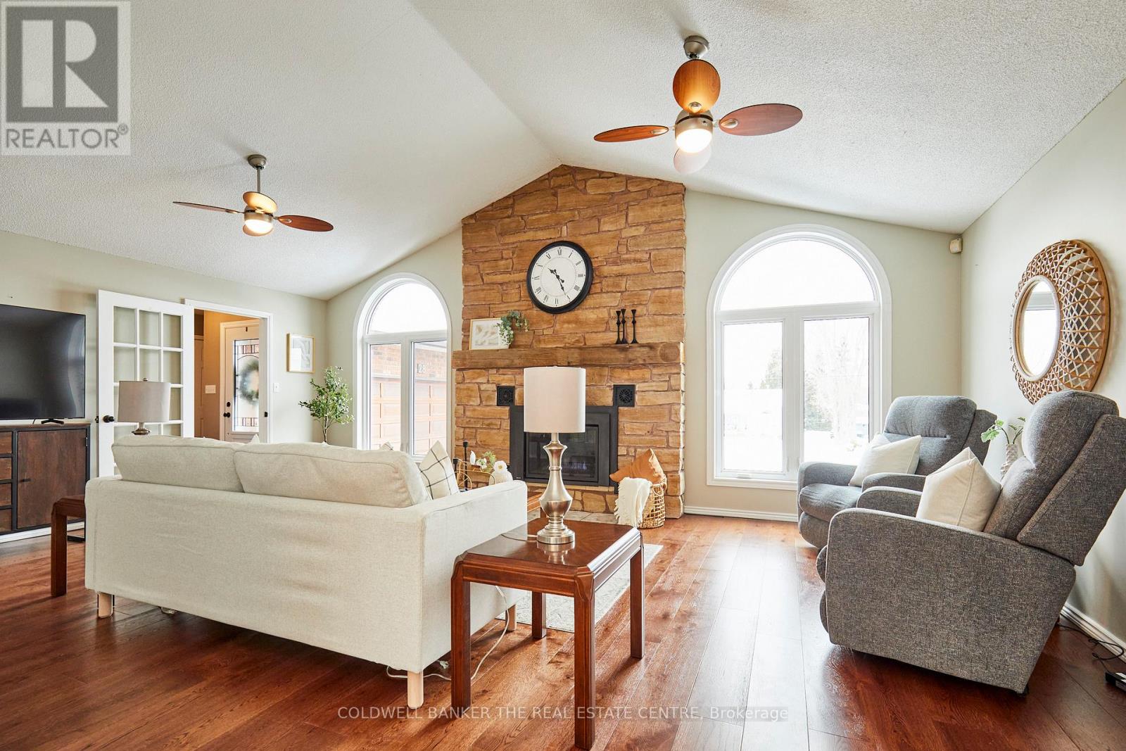 28 Neals Drive, Kawartha Lakes, Ontario  L0B 1K0 - Photo 9 - X12600668