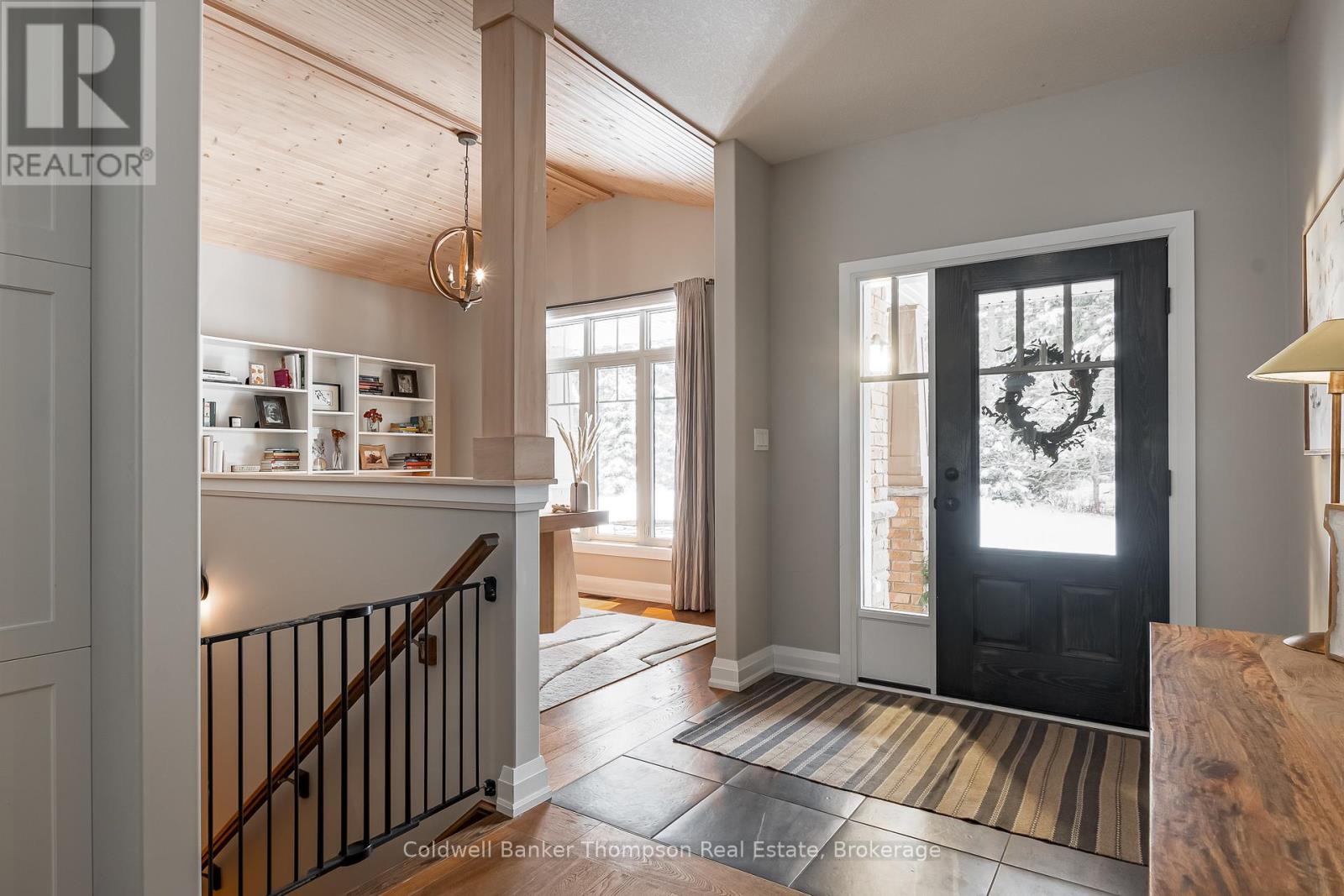 744 North Mary Lake Road, Huntsville, Ontario  P1H 1S4 - Photo 3 - X12600756