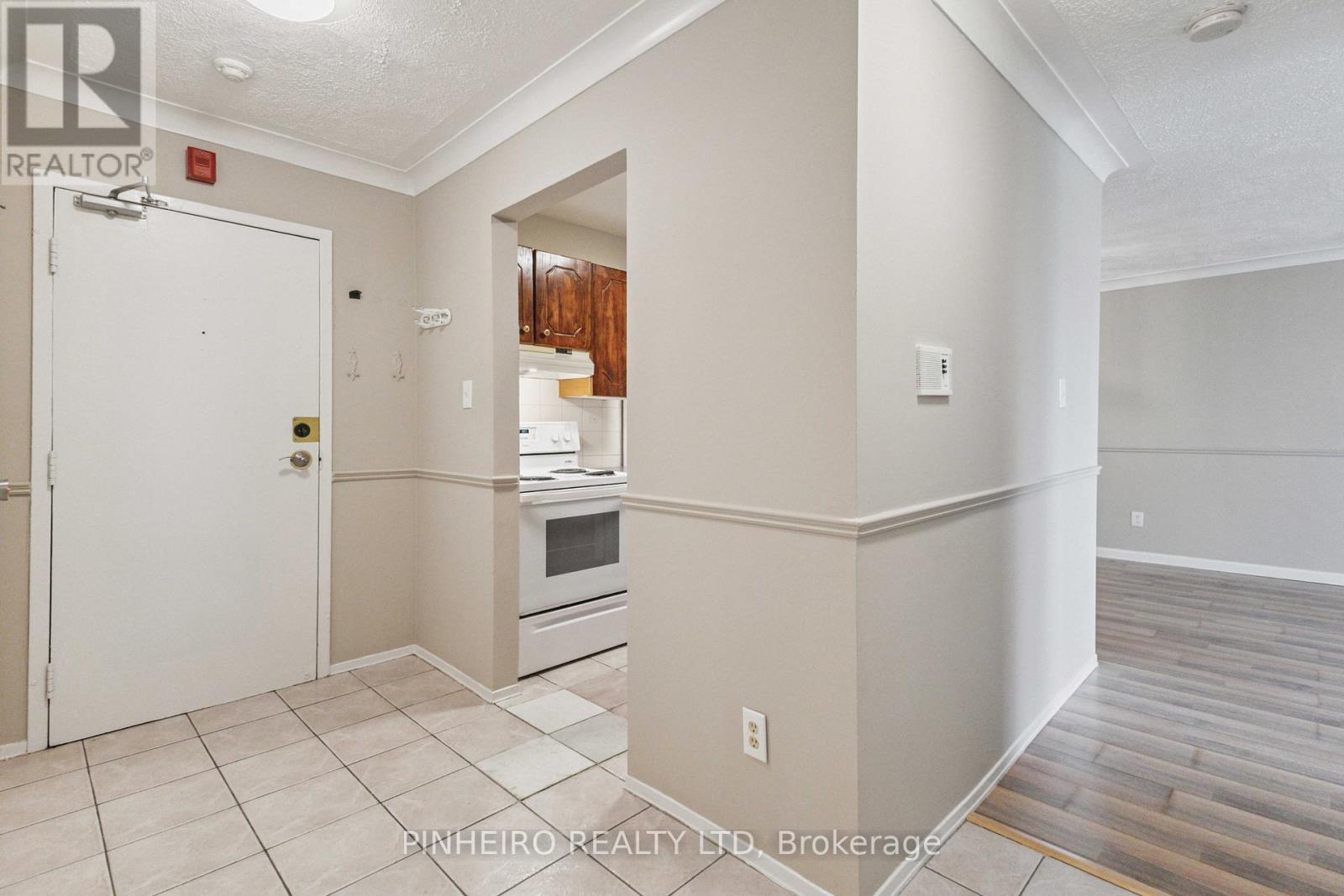 309 - 727 Deveron Crescent, London South, Ontario  N5Z 4X4 - Photo 16 - X12600732