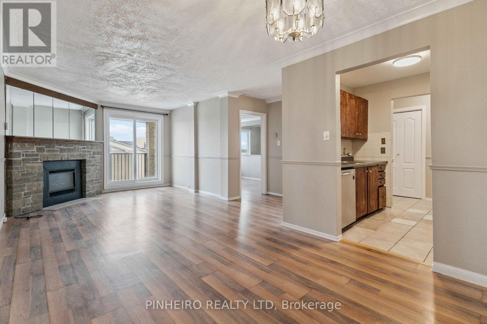 309 - 727 Deveron Crescent, London South, Ontario  N5Z 4X4 - Photo 6 - X12600732