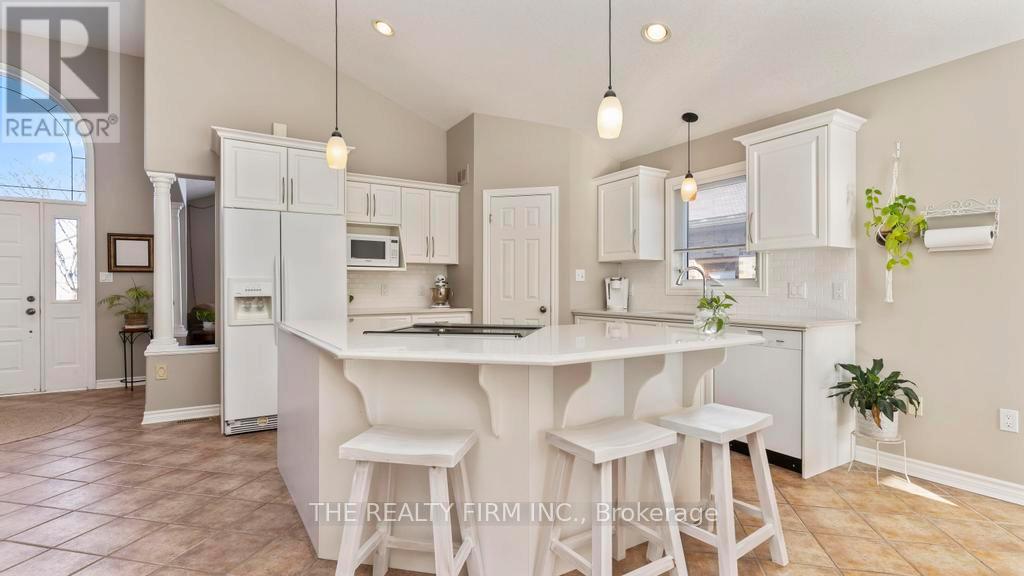 140 Landon Lane, Central Elgin, Ontario  N0L 1B0 - Photo 10 - X12600788