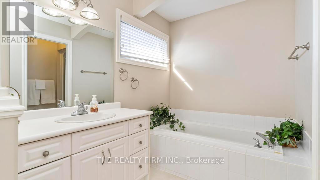 140 Landon Lane, Central Elgin, Ontario  N0L 1B0 - Photo 20 - X12600788