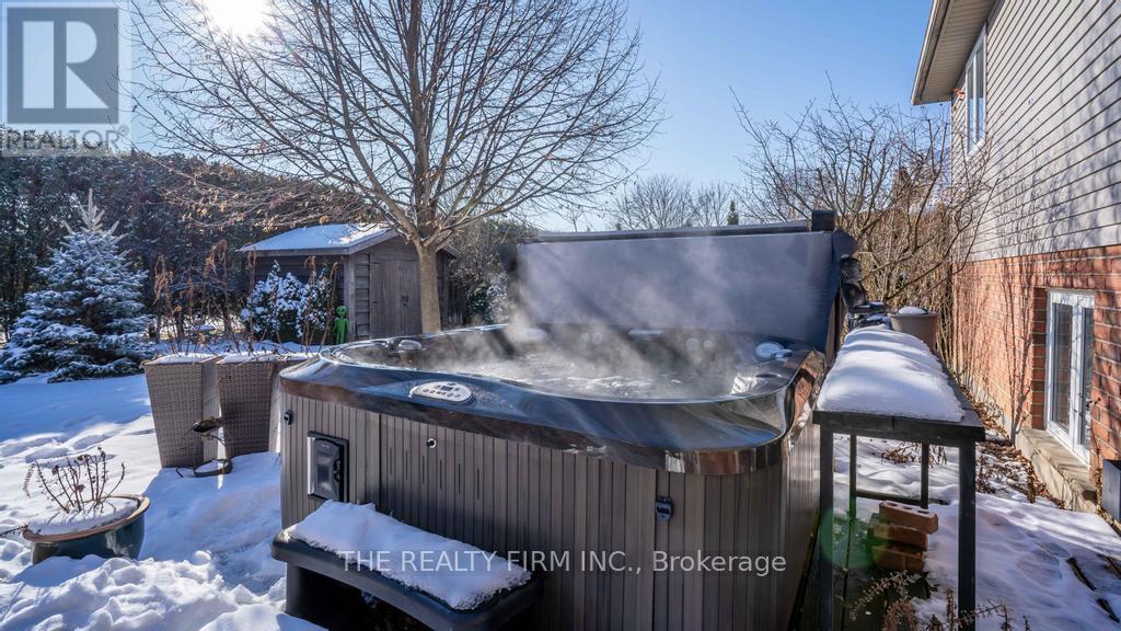 140 Landon Lane, Central Elgin, Ontario  N0L 1B0 - Photo 37 - X12600788