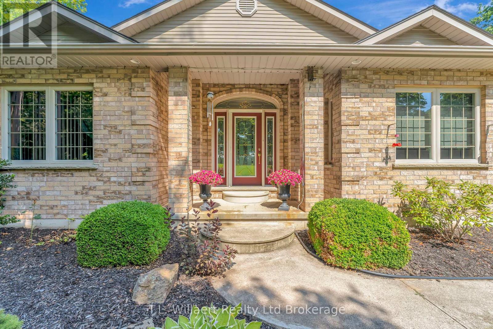 97 Vanderhoeven Side Road, Norfolk, Ontario  N4G 4G9 - Photo 2 - X12471438