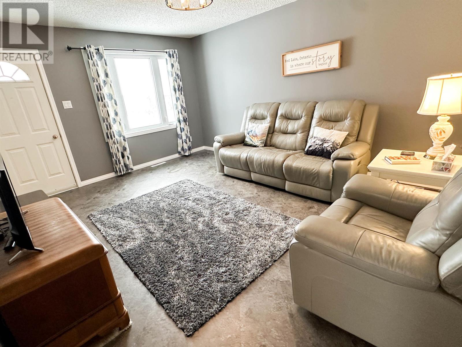 99 Detta Rd, Balmertown, Ontario  P0V 1C0 - Photo 6 - TB253603