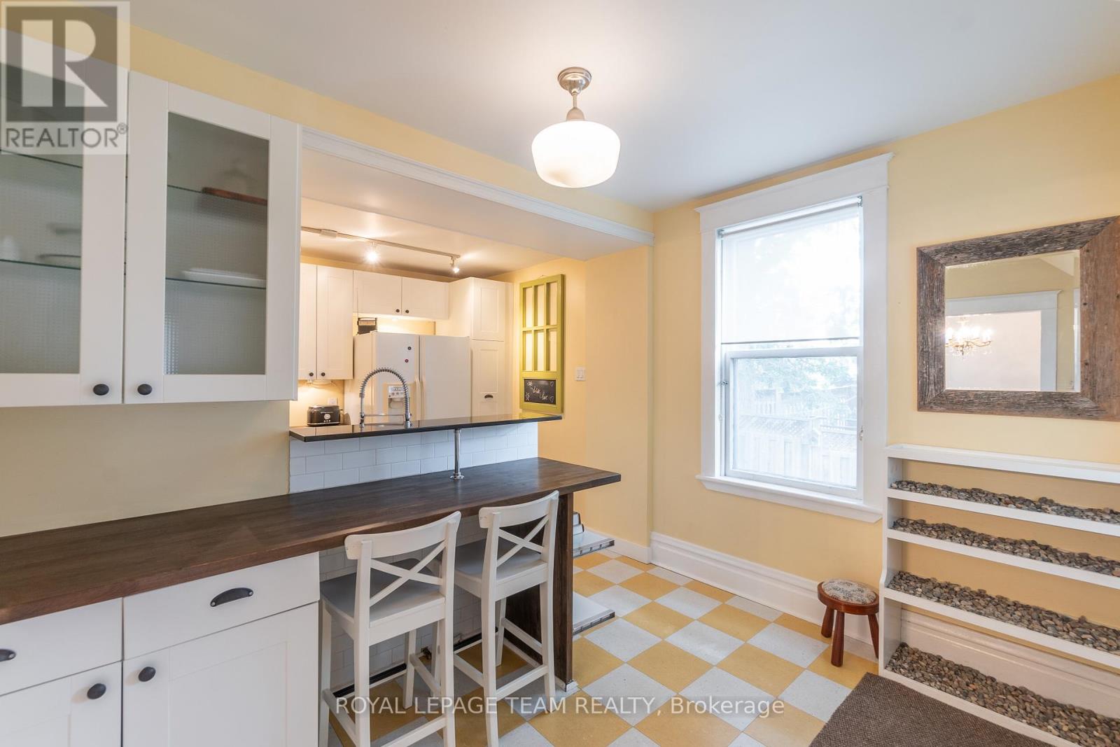 56 Bertrand Street, Ottawa, Ontario  K1M 1Y6 - Photo 11 - X12600718