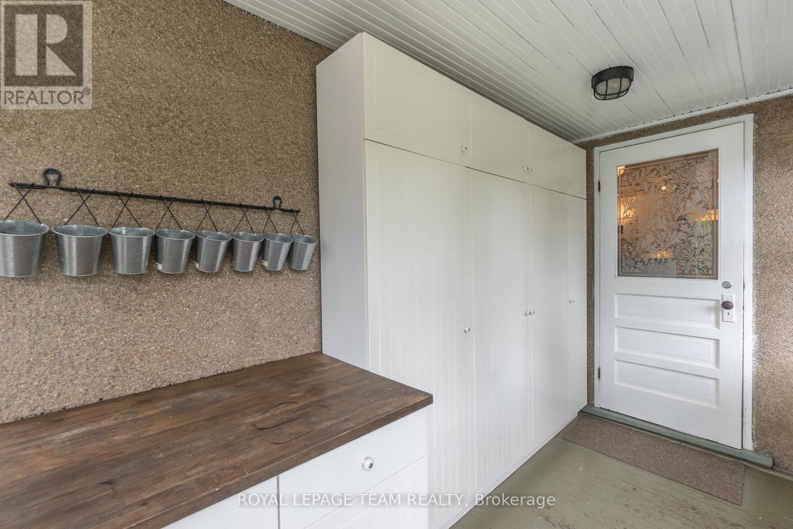 56 Bertrand Street, Ottawa, Ontario  K1M 1Y6 - Photo 2 - X12600718