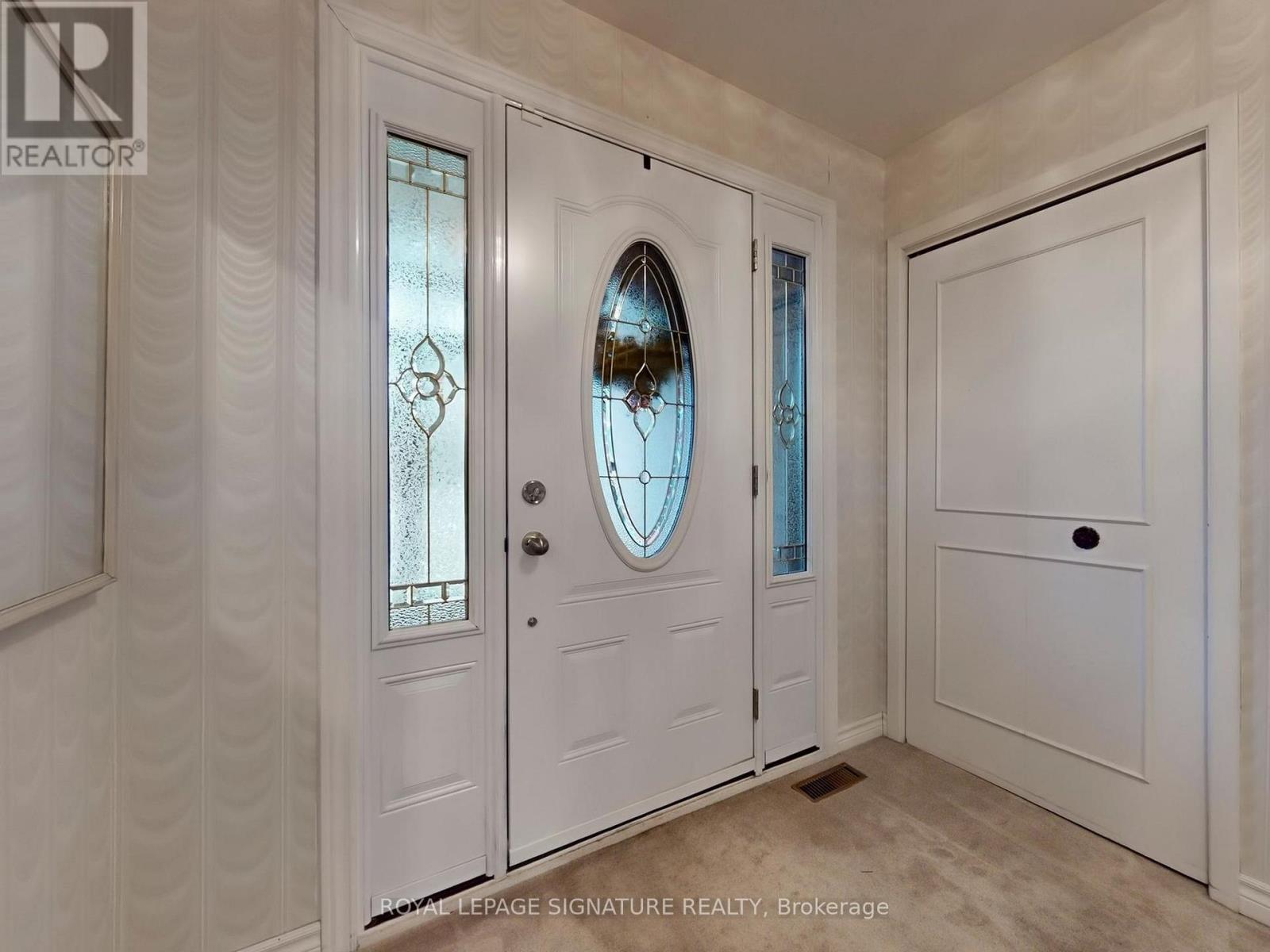 34 Charade Court, Toronto, Ontario  M1W 1C8 - Photo 2 - E12600642