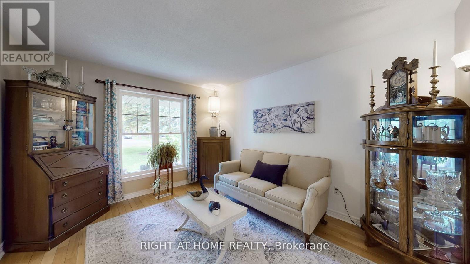 8956 Concession 4 Road, Uxbridge, Ontario L0C 1E0 - Photo 6 - N12387205