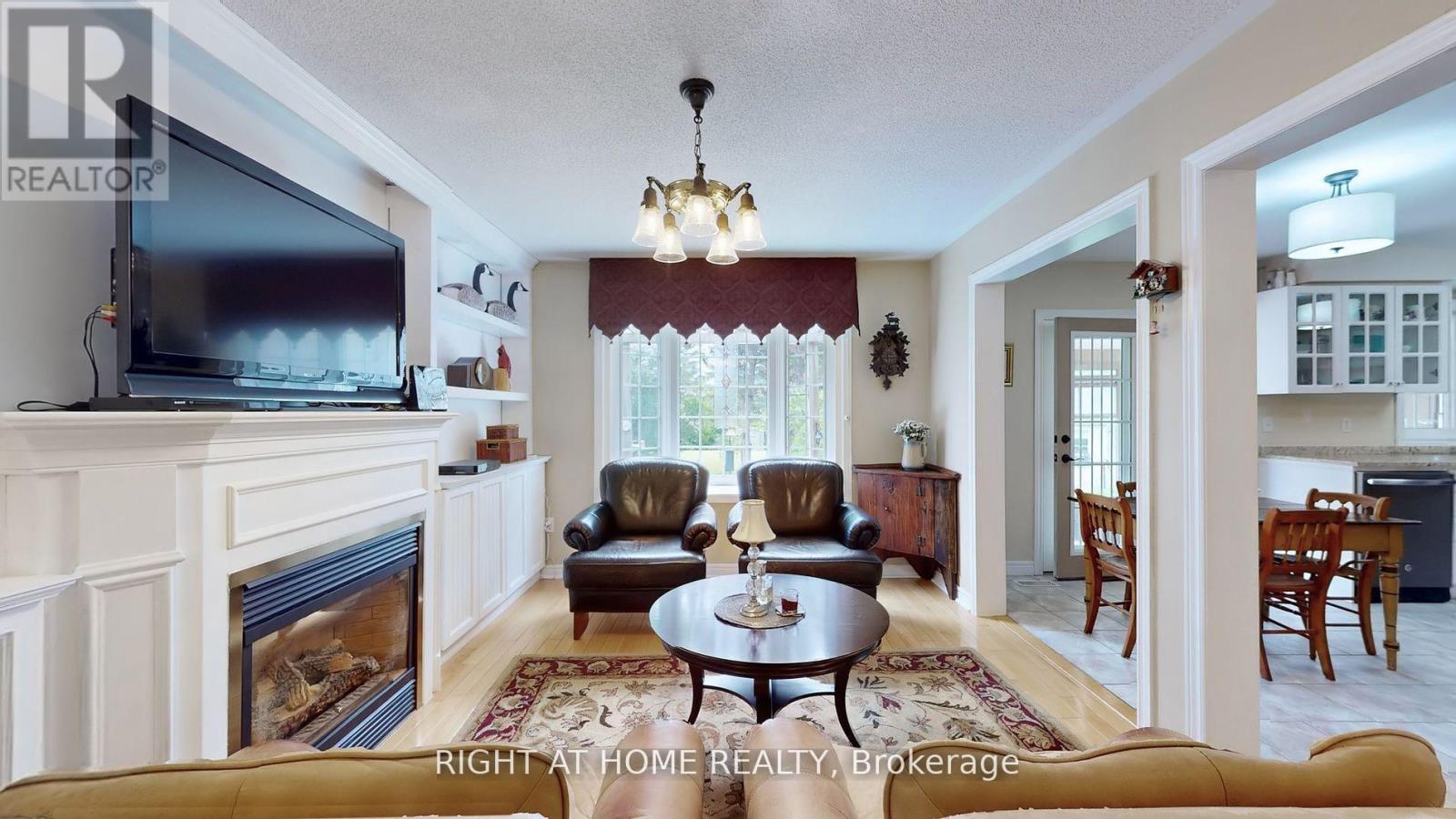 8956 Concession 4 Road, Uxbridge, Ontario L0C 1E0 - Photo 11 - N12387205