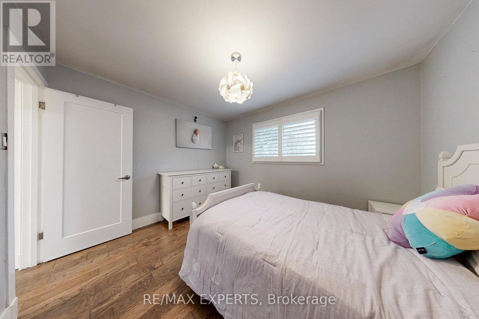 4323 Forsyth Boulevard, Burlington, Ontario  L7L 2M2 - Photo 25 - W12589164