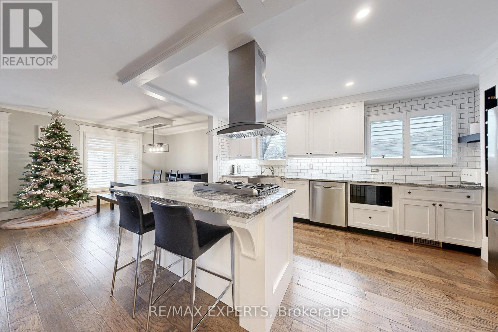 4323 Forsyth Boulevard, Burlington, Ontario  L7L 2M2 - Photo 5 - W12589164