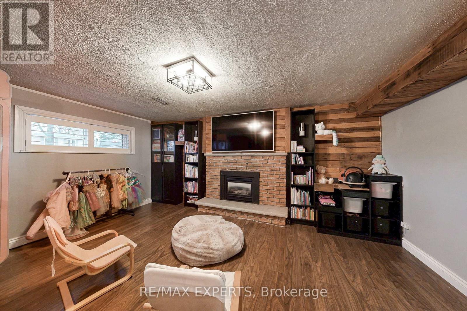 4323 Forsyth Boulevard, Burlington, Ontario  L7L 2M2 - Photo 37 - W12589164