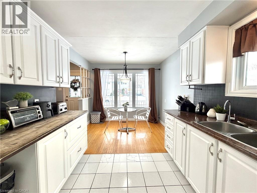 66 Chalmers Street S, Cambridge, Ontario  N1R 6A6 - Photo 18 - 40790259