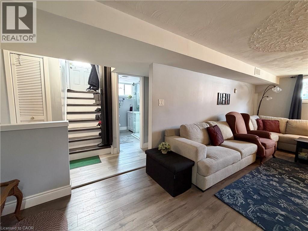 66 Chalmers Street S, Cambridge, Ontario  N1R 6A6 - Photo 26 - 40790259