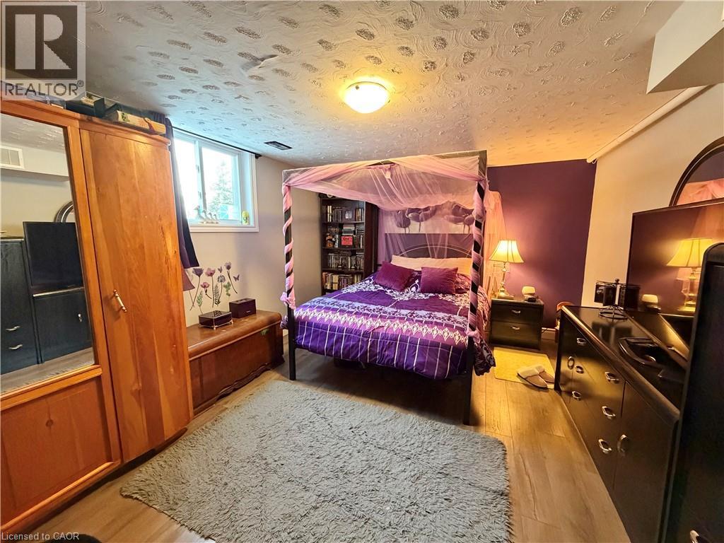 66 Chalmers Street S, Cambridge, Ontario  N1R 6A6 - Photo 40 - 40790259