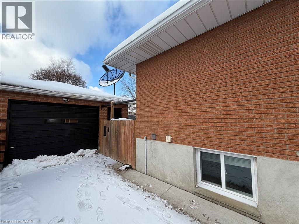 66 Chalmers Street S, Cambridge, Ontario  N1R 6A6 - Photo 47 - 40790259