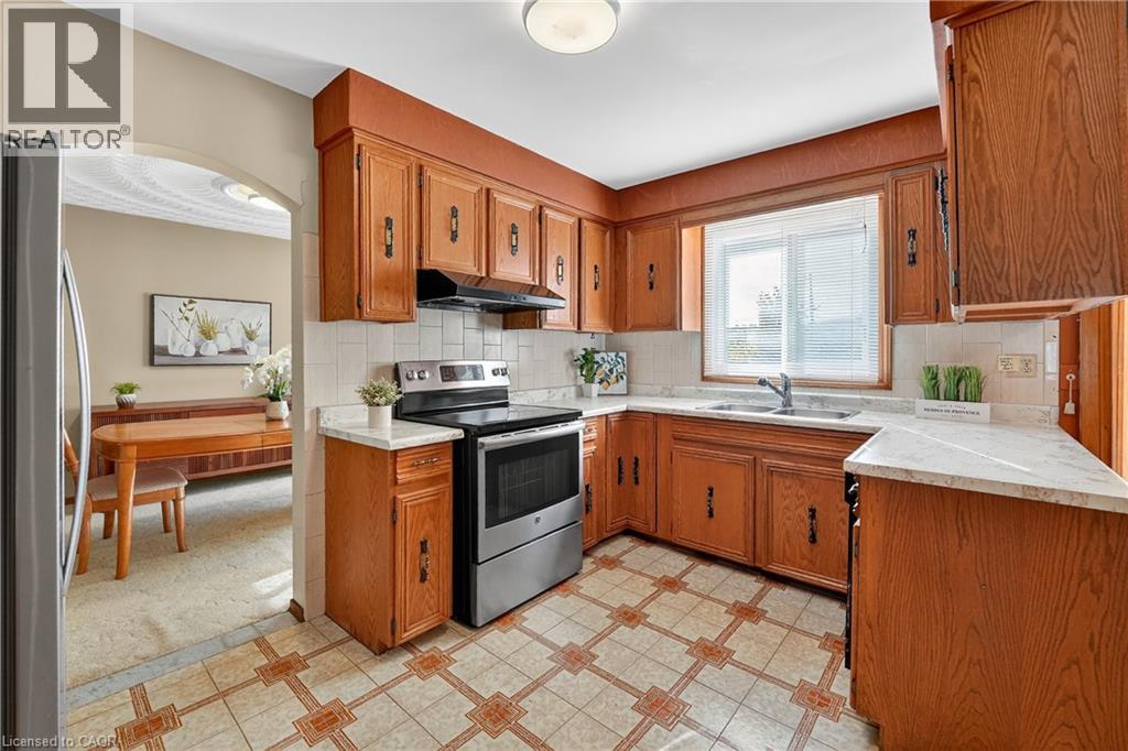 57 Neil Avenue, Stoney Creek, Ontario  L8G 2N1 - Photo 8 - 40781034