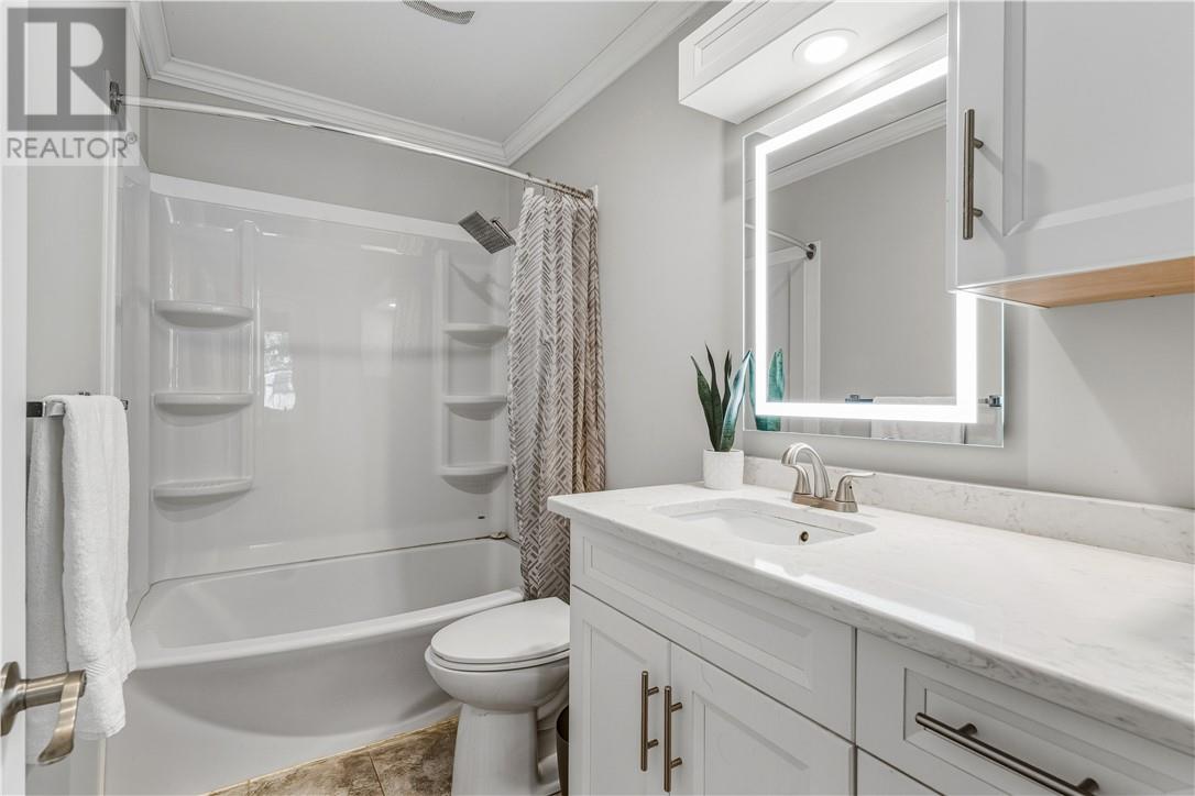 22 Sandra Street, Garson, Ontario P3L 1J2 - Photo 13 - 2125830