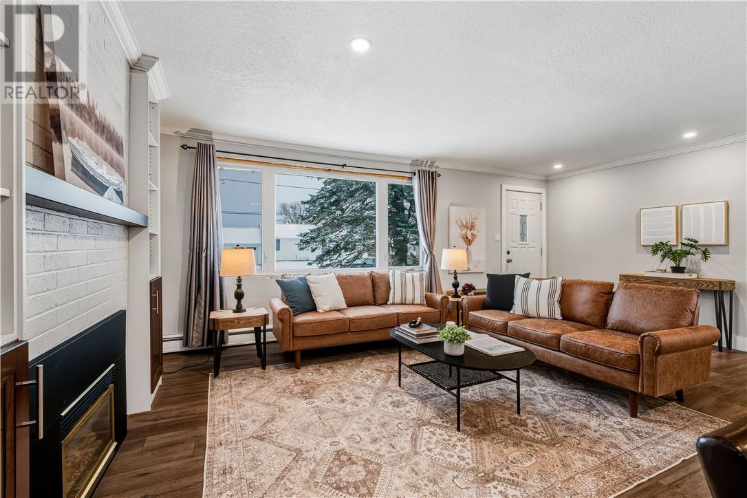 22 Sandra Street, Garson, Ontario P3L 1J2 - Photo 2 - 2125830