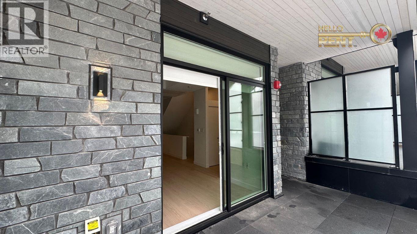 122 650 E 2nd Street, North Vancouver, British Columbia V7L 1E3 - Photo 3 - R3072106