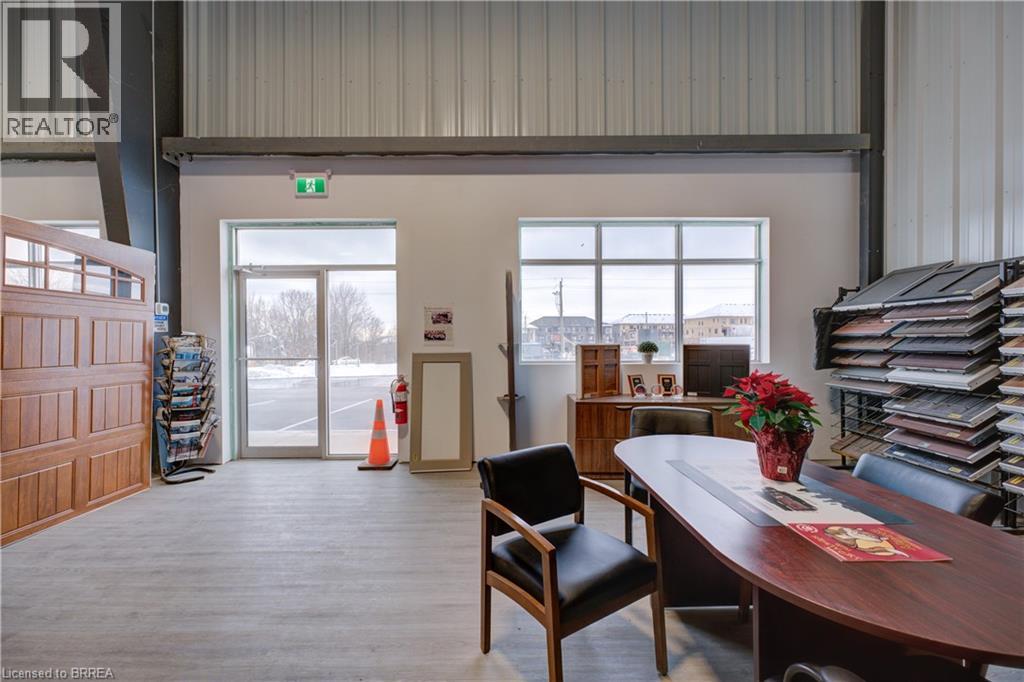 677 Colborne Street W Unit# A, Brantford, Ontario  N3T 5L5 - Photo 4 - 40790816