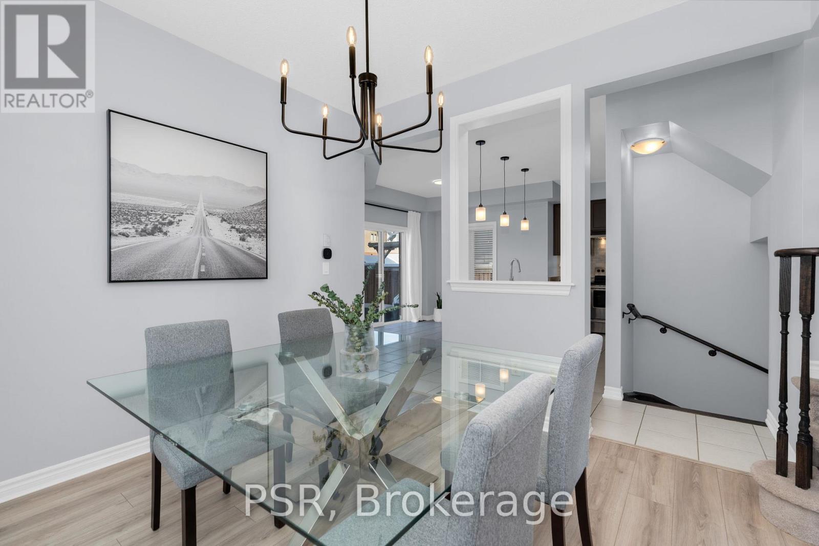 28 Battalion Drive, Essa, Ontario  L3W 0B3 - Photo 10 - N12597956