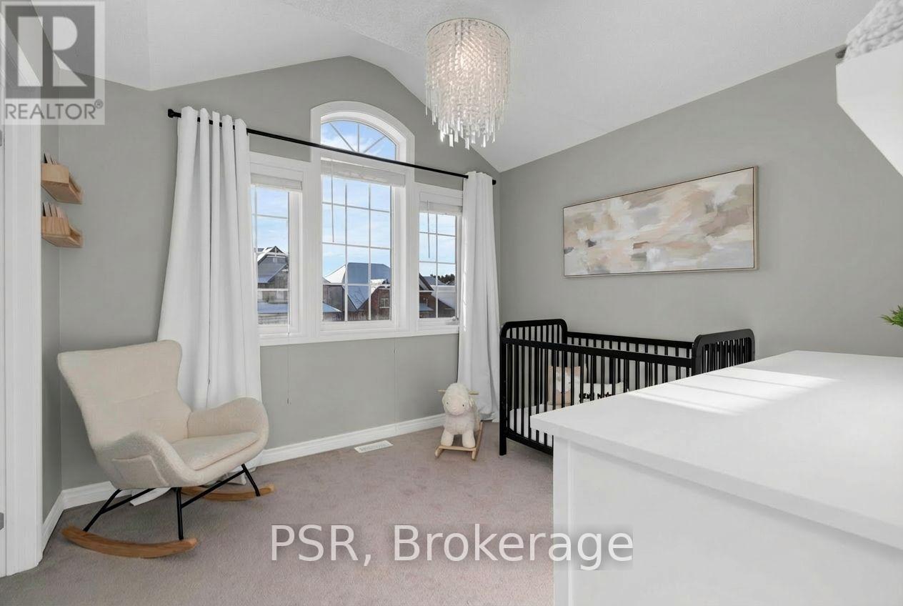 28 Battalion Drive, Essa, Ontario  L3W 0B3 - Photo 18 - N12597956