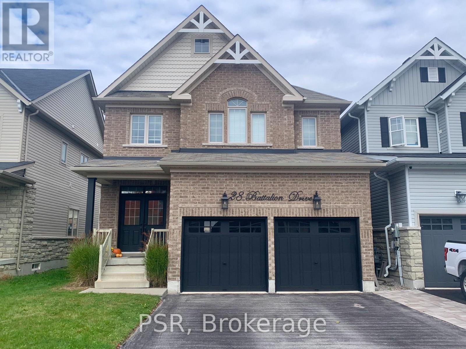 28 Battalion Drive, Essa, Ontario  L3W 0B3 - Photo 2 - N12597956