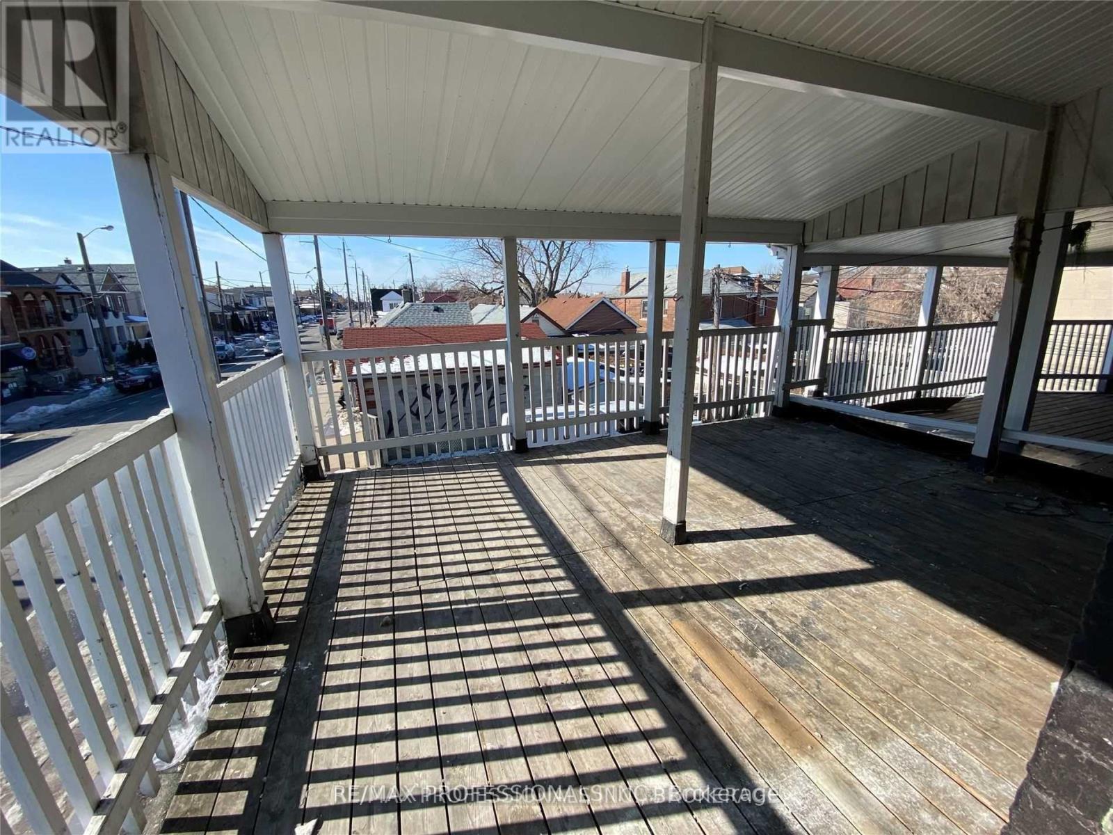 2nd Flr - 366 Oakwood Avenue, Toronto, Ontario  M6E 2W3 - Photo 6 - C12600760