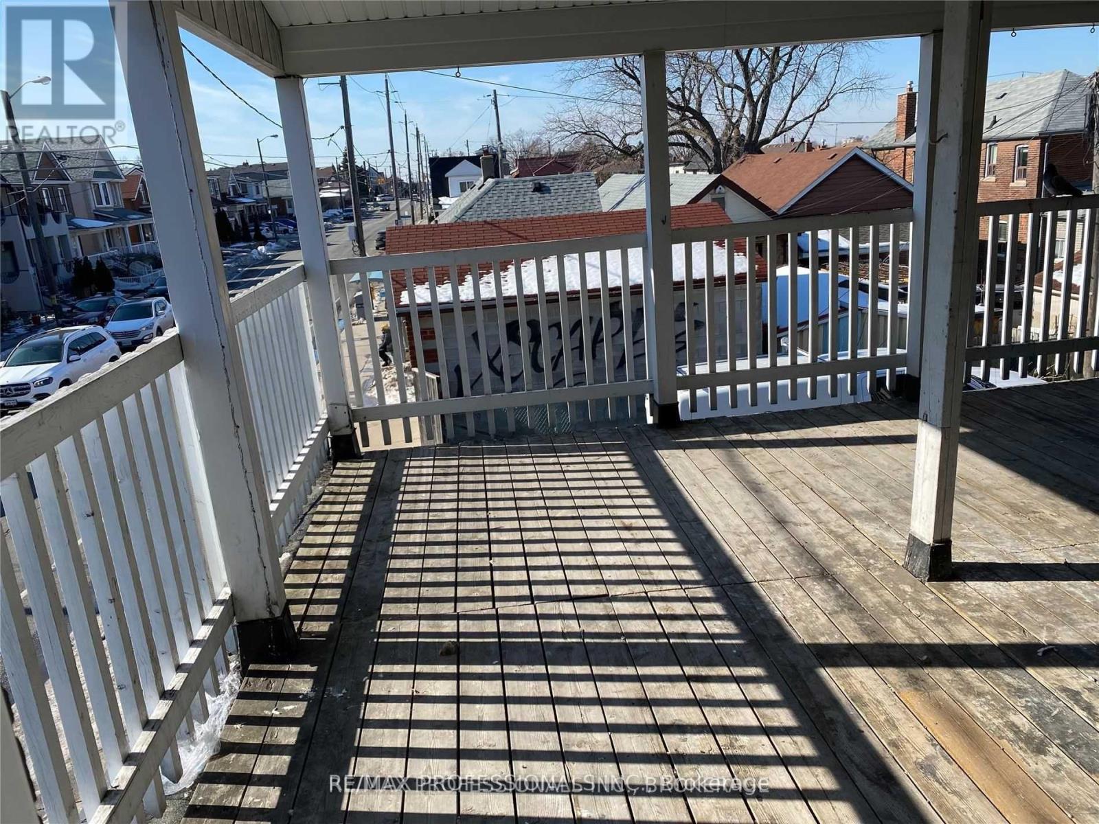 2nd Flr - 366 Oakwood Avenue, Toronto, Ontario  M6E 2W3 - Photo 7 - C12600760