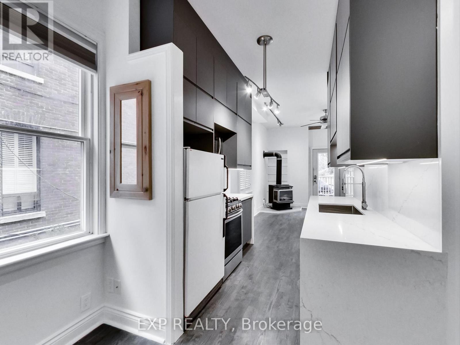 Unit #1 - 38 River Street, Toronto, Ontario  M5A 3N9 - Photo 12 - C12600790