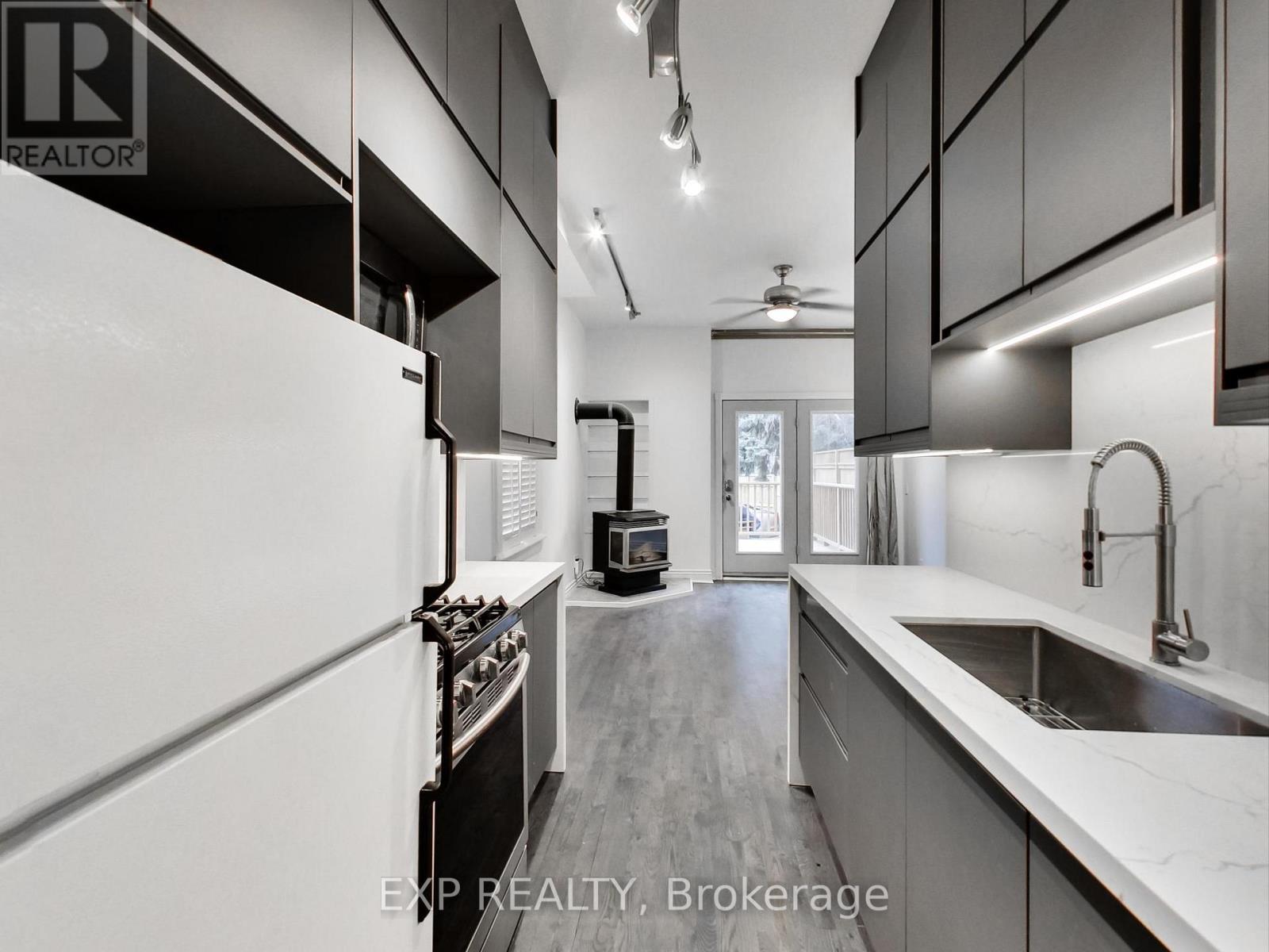 Unit #1 - 38 River Street, Toronto, Ontario  M5A 3N9 - Photo 13 - C12600790