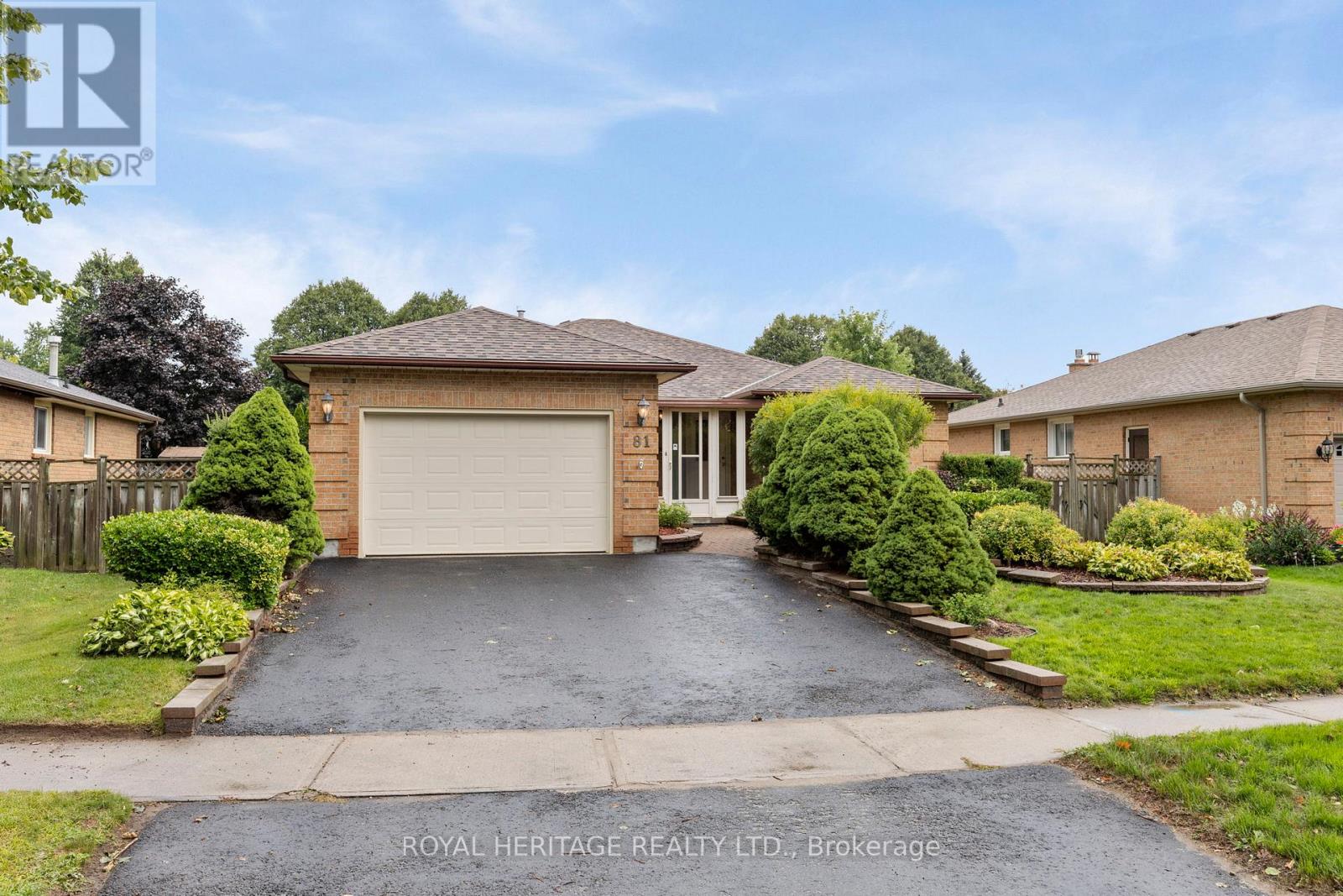 81 Ewen Drive, Uxbridge, Ontario  L9P 1L7 - Photo 2 - N12466319