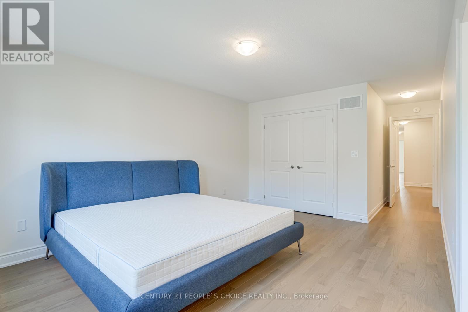 64 Montrose Boulevard, Bradford West Gwillimbury, Ontario  L3Z 4P3 - Photo 24 - N12573916