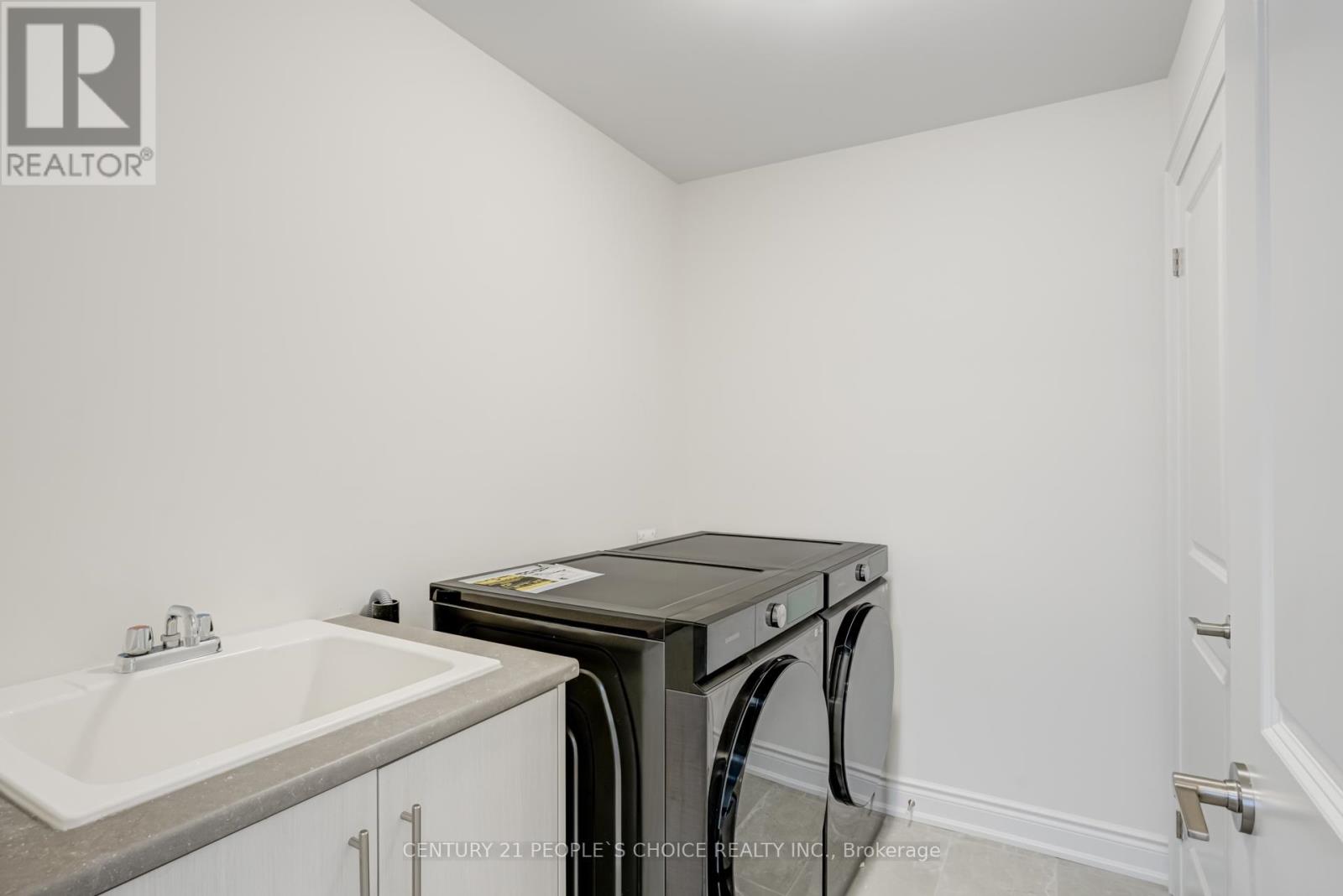 64 Montrose Boulevard, Bradford West Gwillimbury, Ontario  L3Z 4P3 - Photo 43 - N12573916