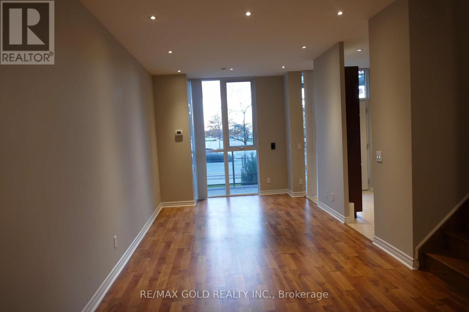 115 - 339 Rathburn Road, Mississauga, Ontario  L5B 0C8 - Photo 11 - W12598598