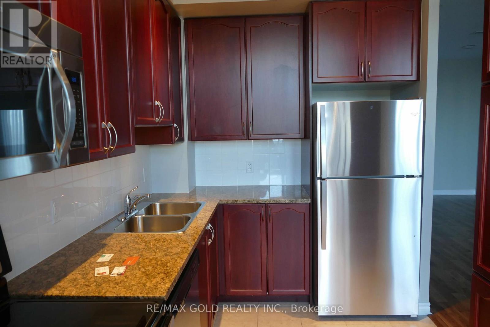 115 - 339 Rathburn Road, Mississauga, Ontario  L5B 0C8 - Photo 30 - W12598598