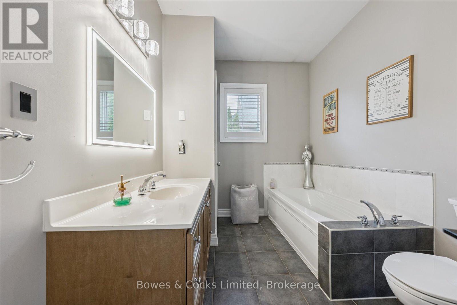 4588 Paynes Crescent, Clarington, Ontario  L0A 1J0 - Photo 14 - E12493134