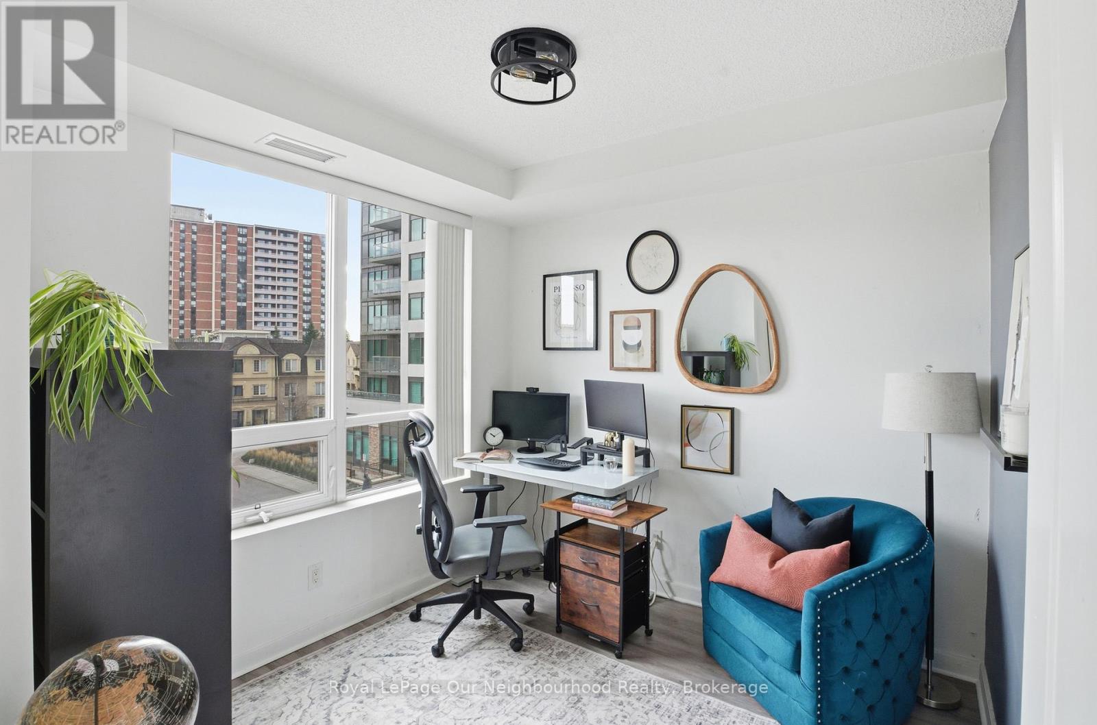 301 - 1235 Bayly Street, Pickering, Ontario  L1W 1L7 - Photo 14 - E12600644