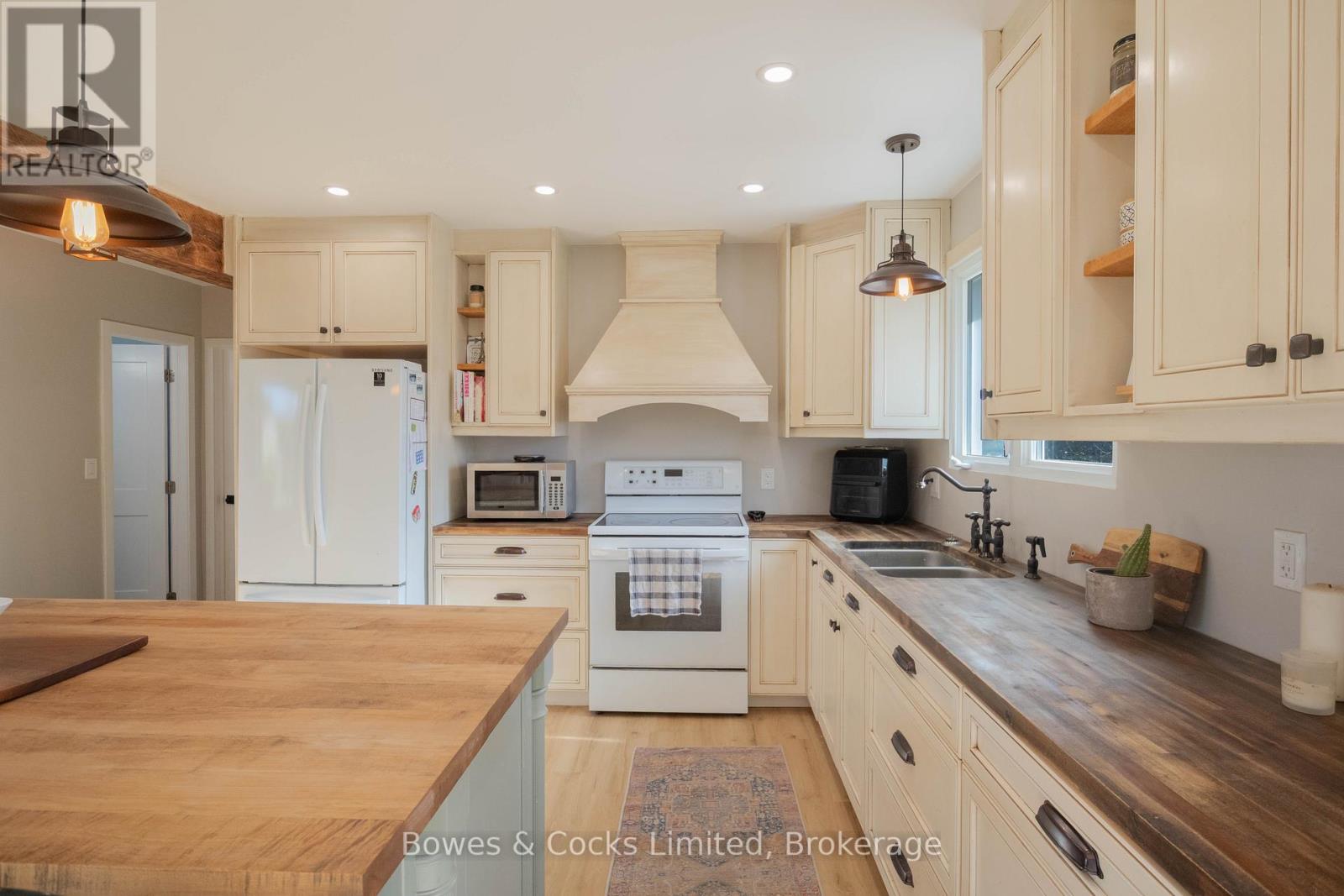 159 South Baptiste Lake Road, Hastings Highlands, Ontario  K0L 1C0 - Photo 6 - X12495392